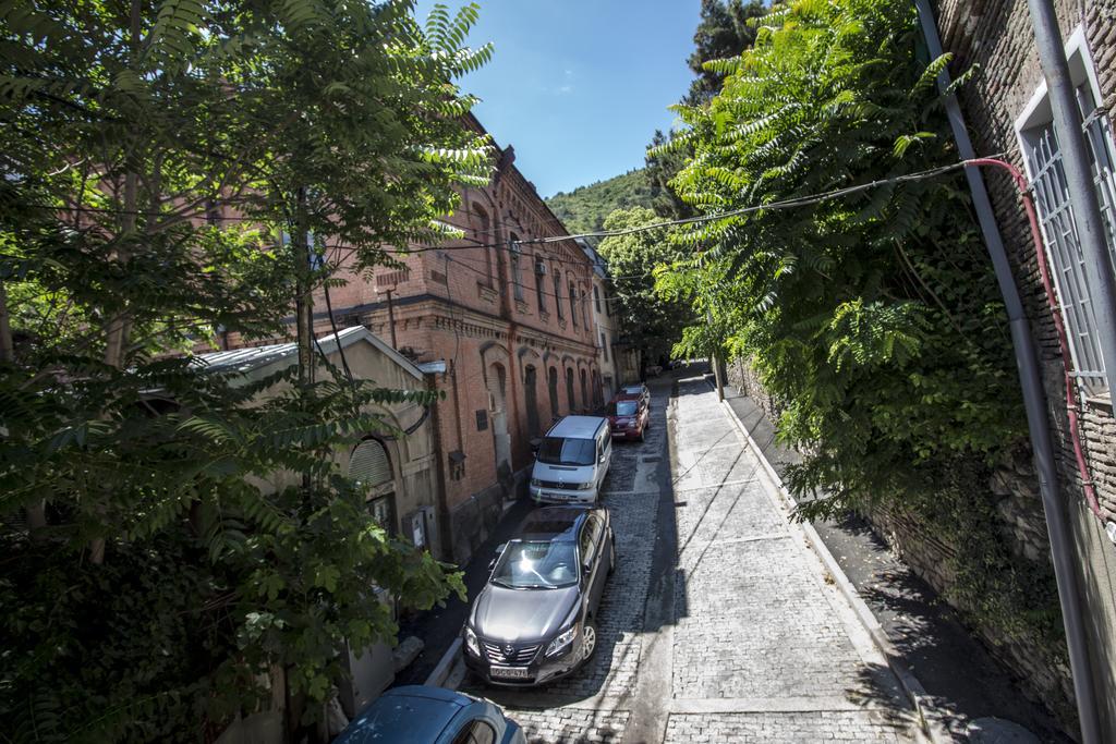 Eden Villa Tbilisi ภายนอก รูปภาพ