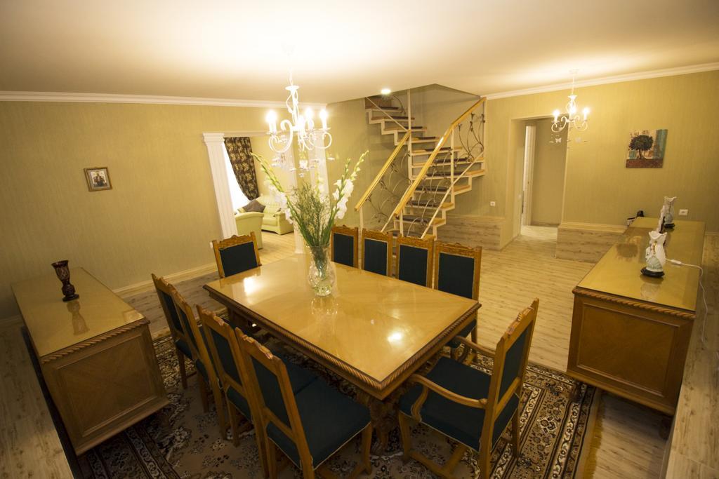 Eden Villa Tbilisi ภายนอก รูปภาพ